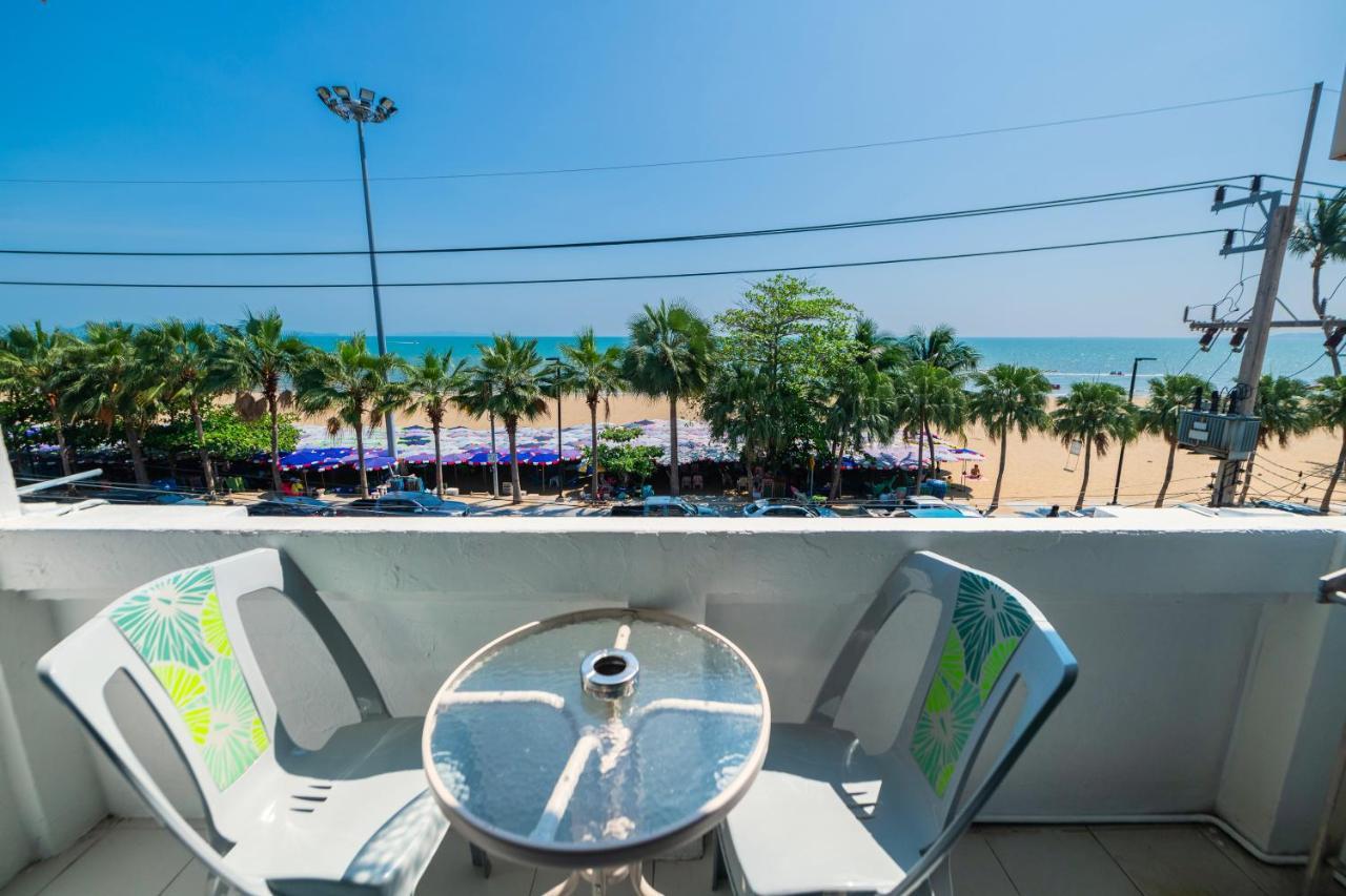 Happy Jomtien - Beachfront Εξωτερικό φωτογραφία