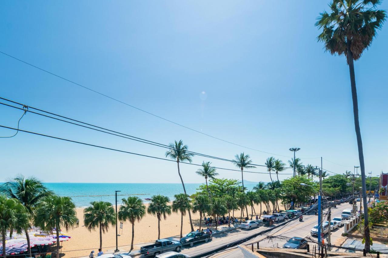 Happy Jomtien - Beachfront Εξωτερικό φωτογραφία